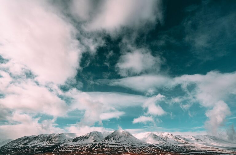 AMBA con clima primaveral mientras la Patagonia sufre nevadas
