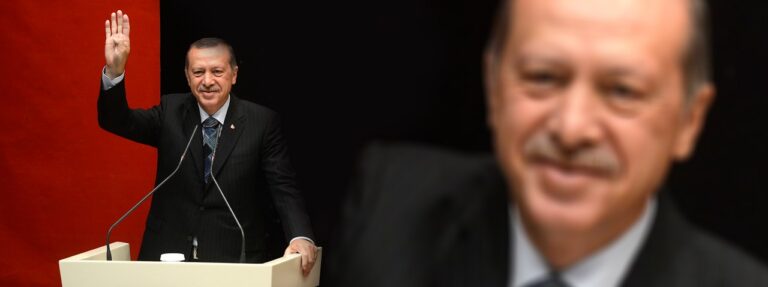 LLA rechazó la reelección indefinida de intendentes bonaerenses