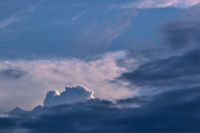 Alerta por tormentas fuertes hoy en Buenos Aires y el AMBA
