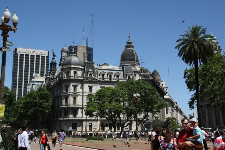 Morón lanza su Policía Municipal ante la inseguridad del GBA