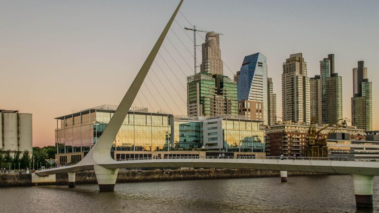 Proponen separar al Conurbano de la Provincia de Buenos Aires